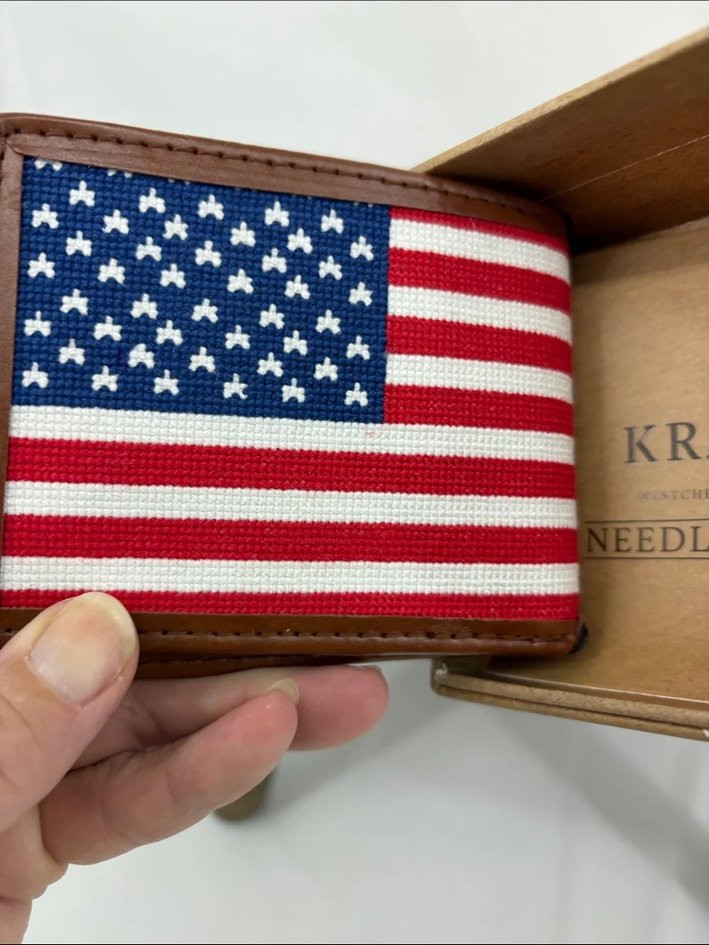 NIB Kraftsman Co American Flag Needlepoint Bifold Wallet